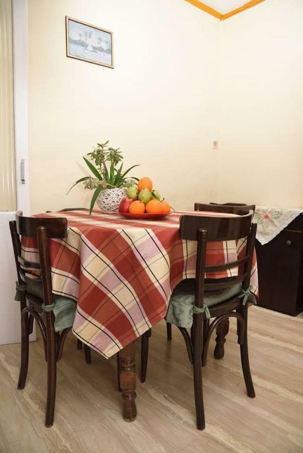 Вилла Eleni'S House Chlomos Экстерьер фото