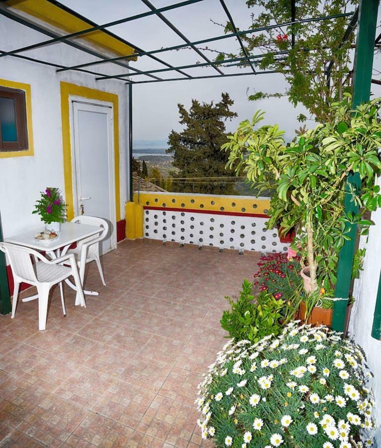 Вилла Eleni'S House Chlomos Экстерьер фото